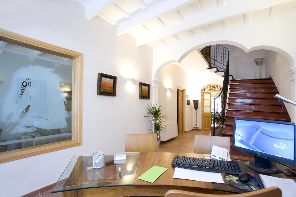 Hotel Es Mercadal Εξωτερικό φωτογραφία