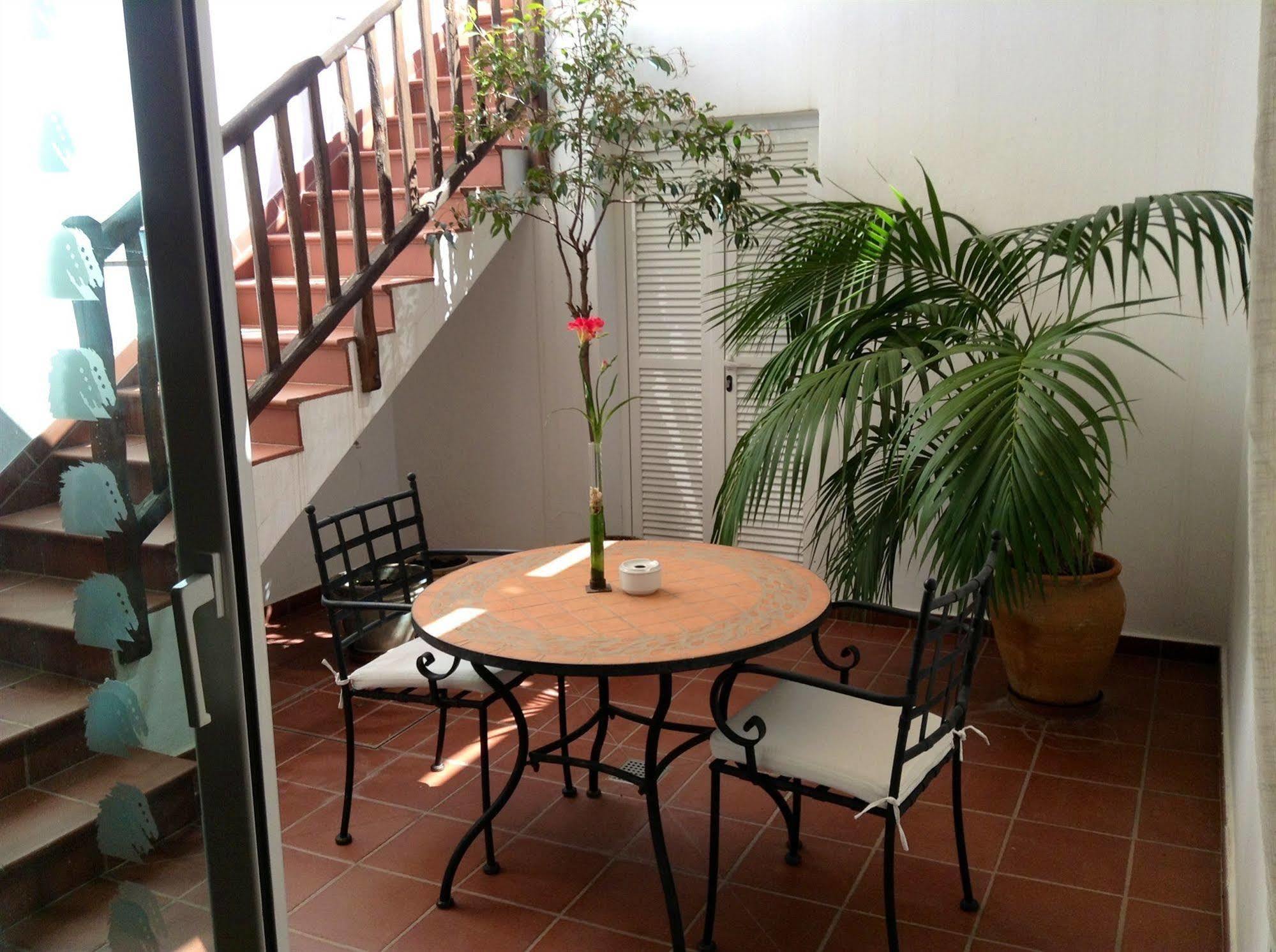 Hotel Es Mercadal Εξωτερικό φωτογραφία